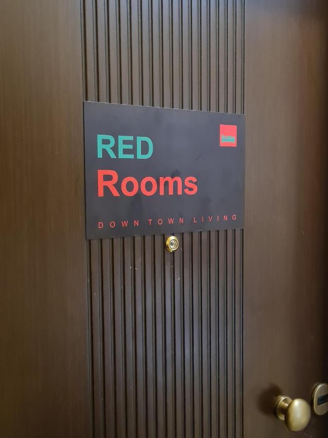 Red Rooms Tsimiski 60 Thessaloniki Exterior foto